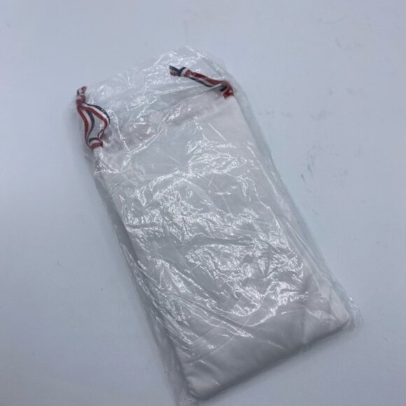 Moncler White drawstring glasses case and cleaning cloth - Picture 4 of 4